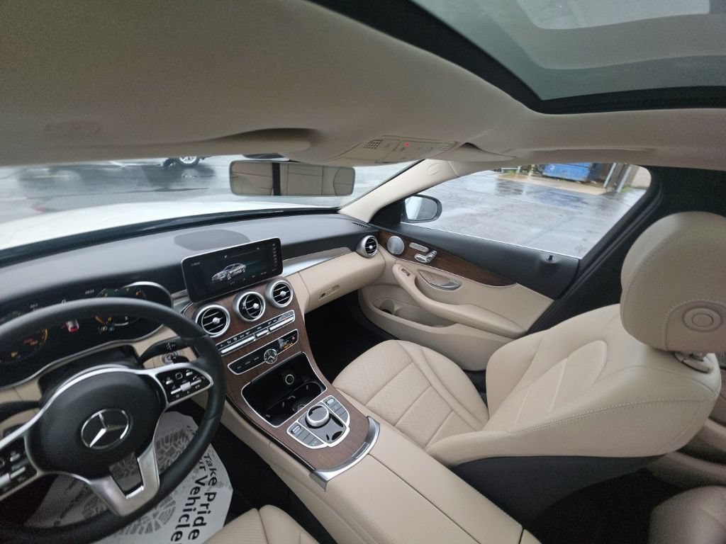Used 2021 Mercedes-Benz C 300 4MATIC Sedan image 29