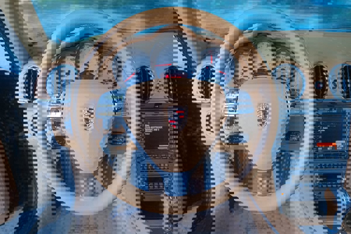 Used 2006 Porsche Cayman S image 15