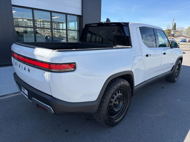 Used 2025 Rivian R1T Adventure image 8