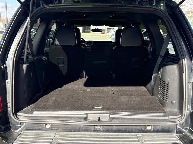 Used 2017 Ford Expedition XLT w/ Equipment Group 202A image 12