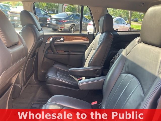 Used 2011 Buick Enclave CXL image 32