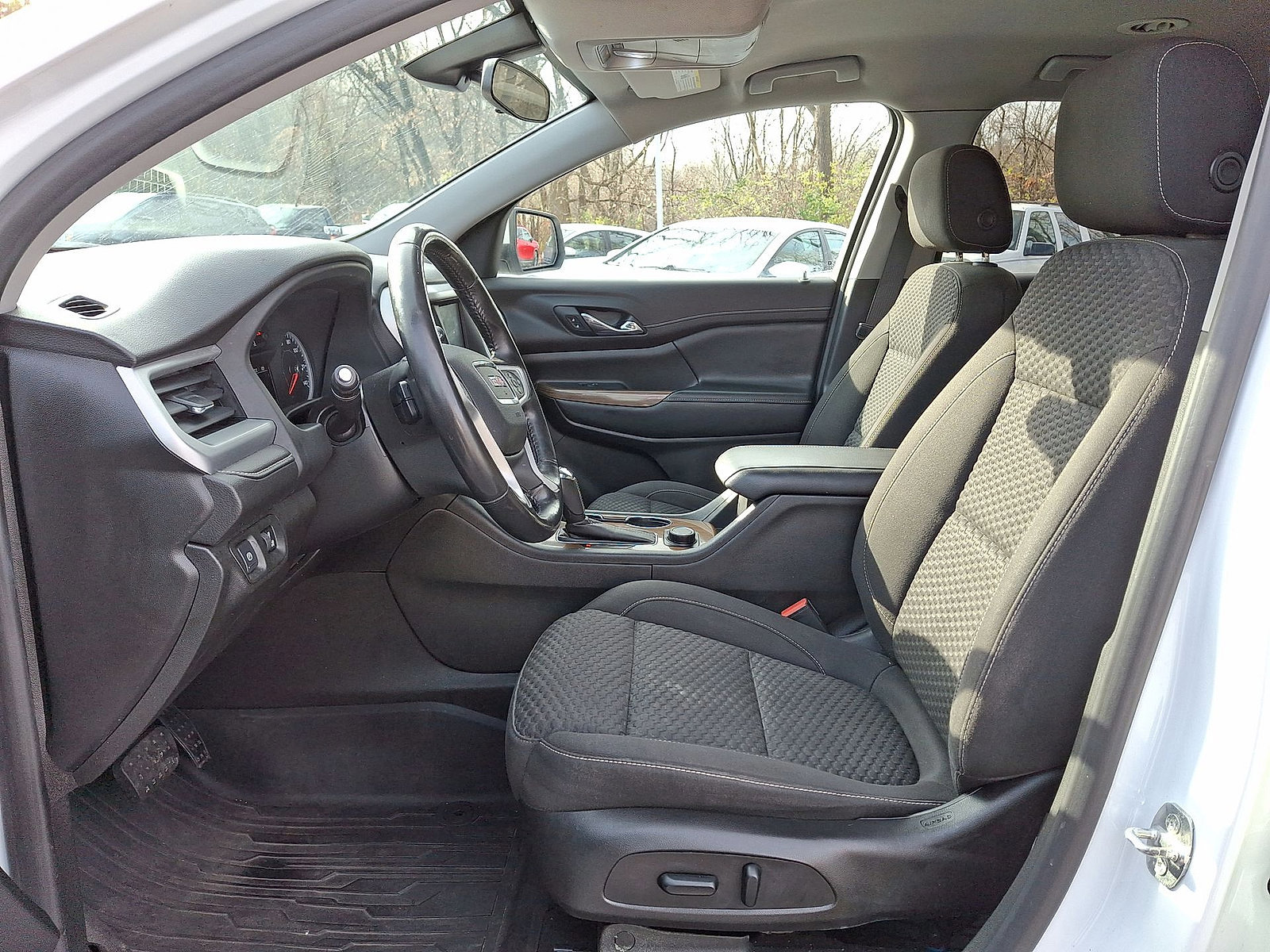 Certified 2019 GMC Acadia SLE w/ Driver Alert Package I image 11