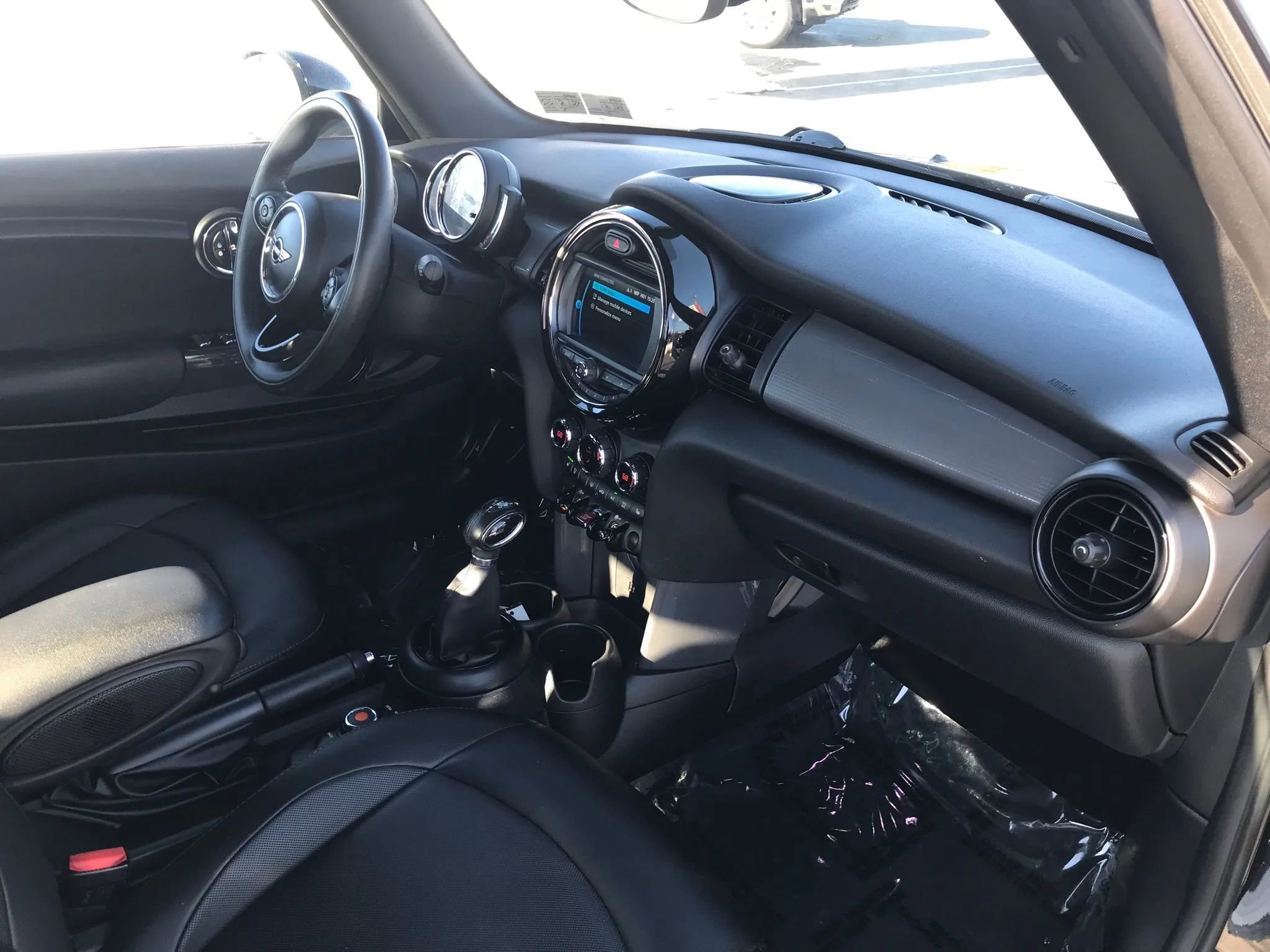 Used 2019 MINI Cooper Convertible image 49