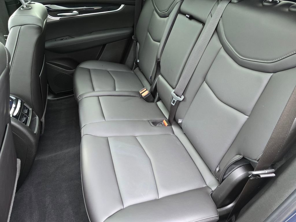 Used 2025 Cadillac XT5 Premium Luxury w/ Technology Package image 19