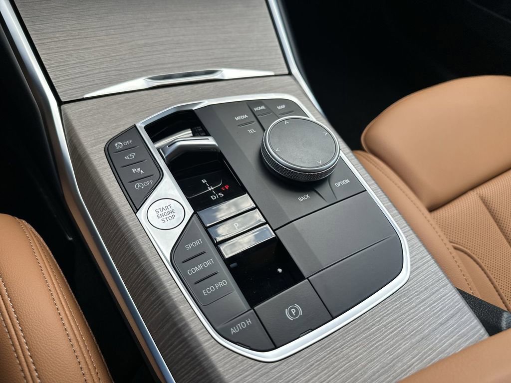 Certified 2025 BMW 330i xDrive 330i xDrive w/ Premium Package image 24