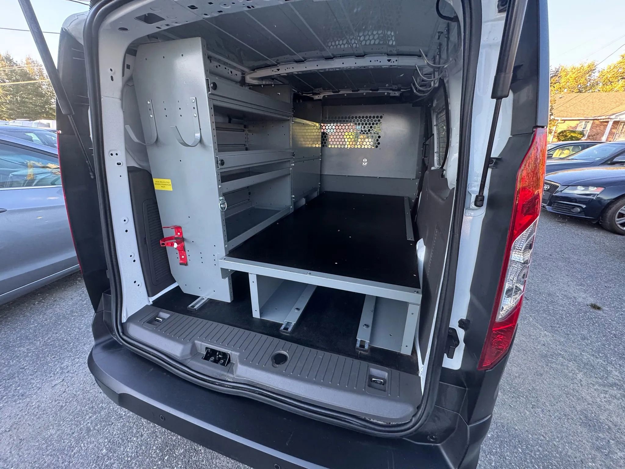 Used 2019 Ford Transit Connect XL FWD image 17