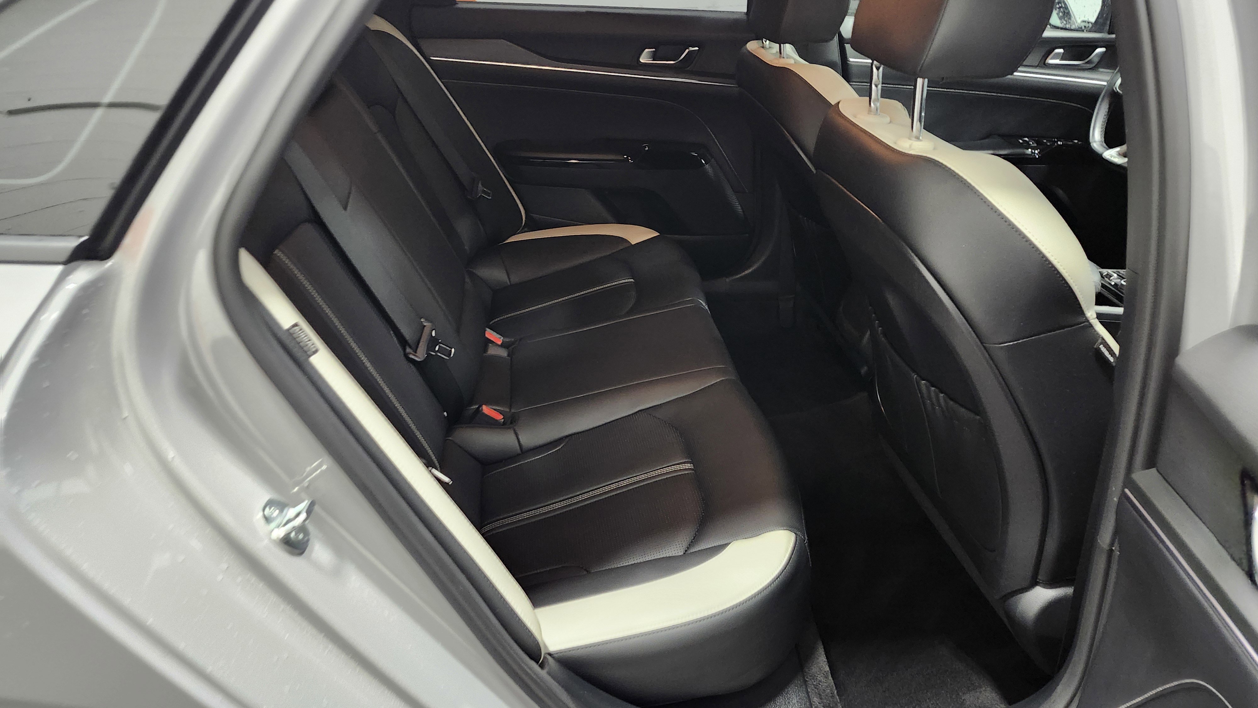 Used 2025 Kia K5 GT-Line image 19