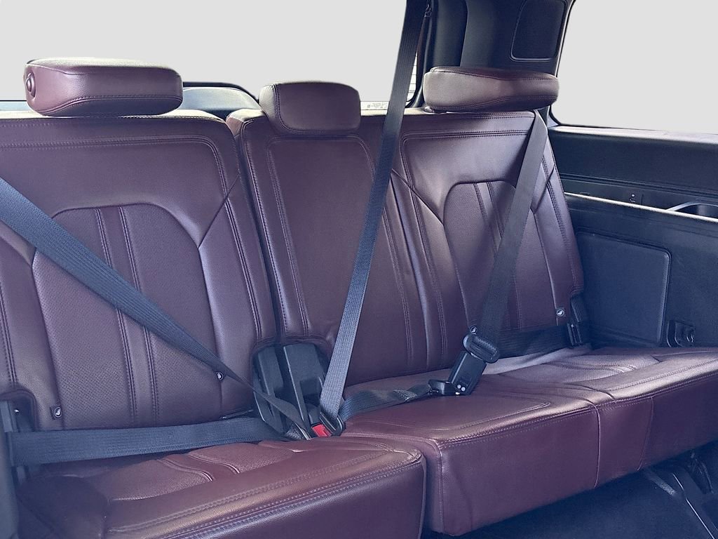Used 2024 Ford Expedition Limited image 29