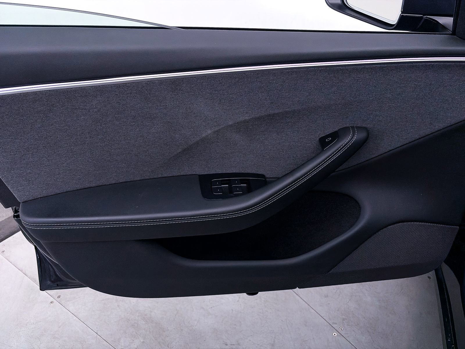 Used 2024 Tesla Model 3 Long Range RWD image 16