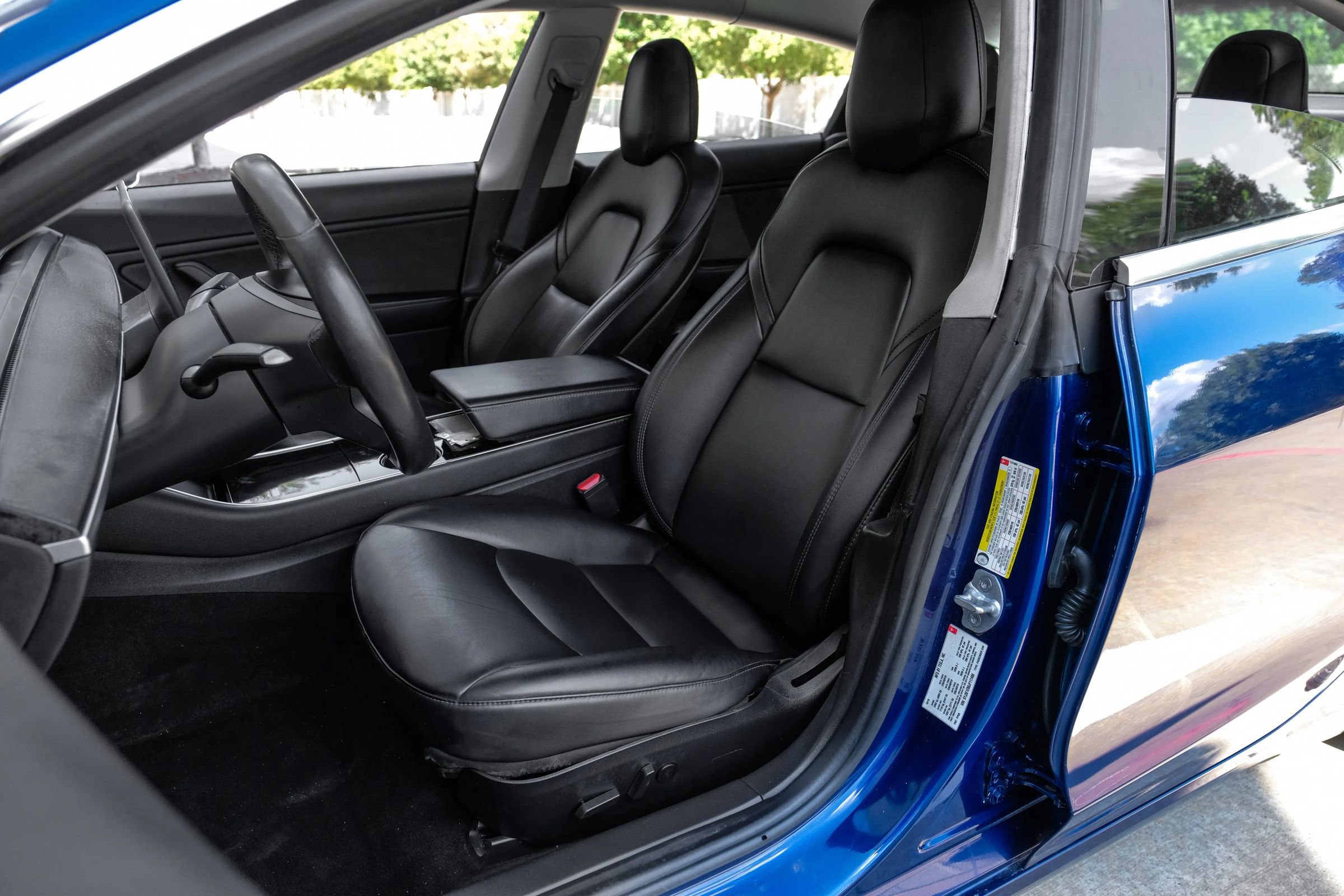 Used 2018 Tesla Model 3 Long Range image 29