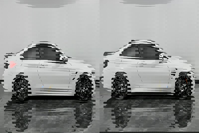 Used 2020 BMW M4 Coupe w/ Competition Package image 13