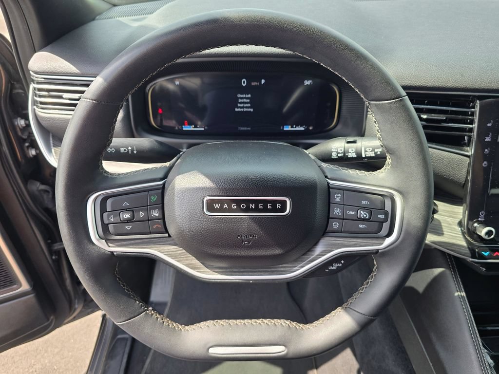 Used 2024 Jeep Wagoneer L Series II AWD/4WD image 18