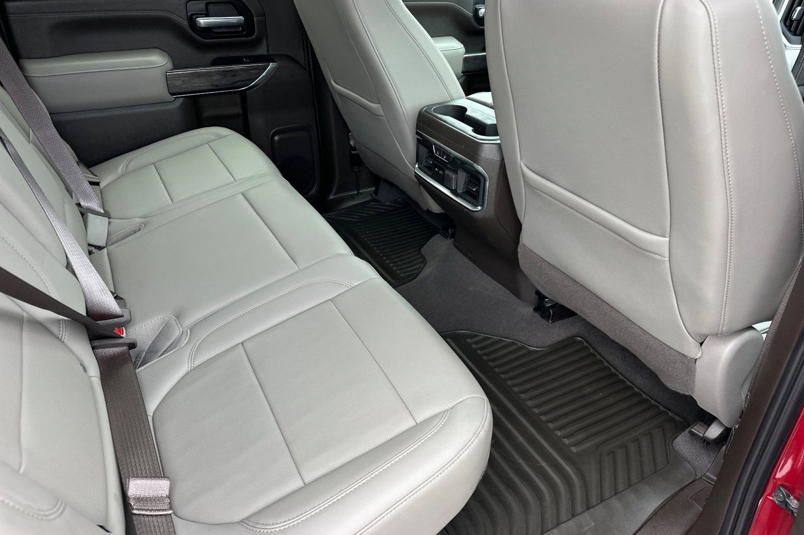 Used 2020 Chevrolet Silverado 2500 LTZ w/ LTZ Premium Package image 18