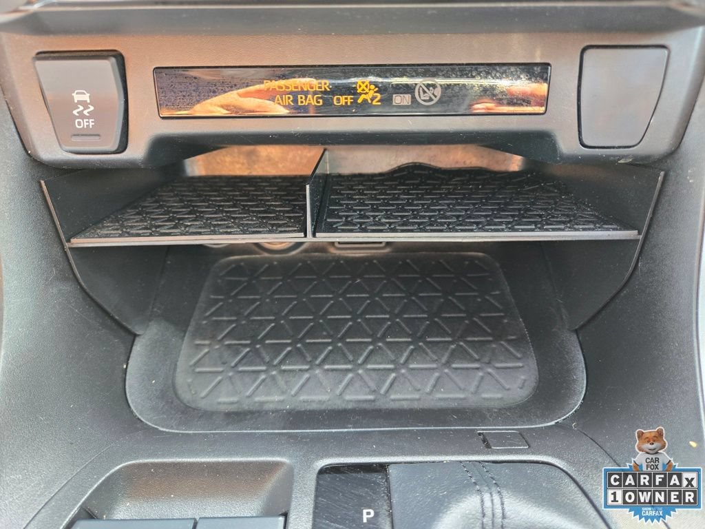 Used 2022 Toyota RAV4 XLE Premium AWD/4WD image 33