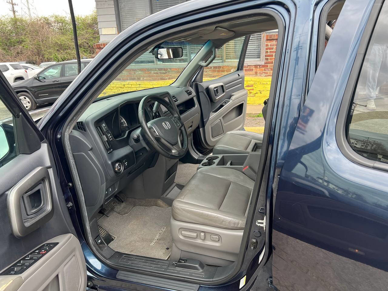 Used 2011 Honda Ridgeline RTL image 10
