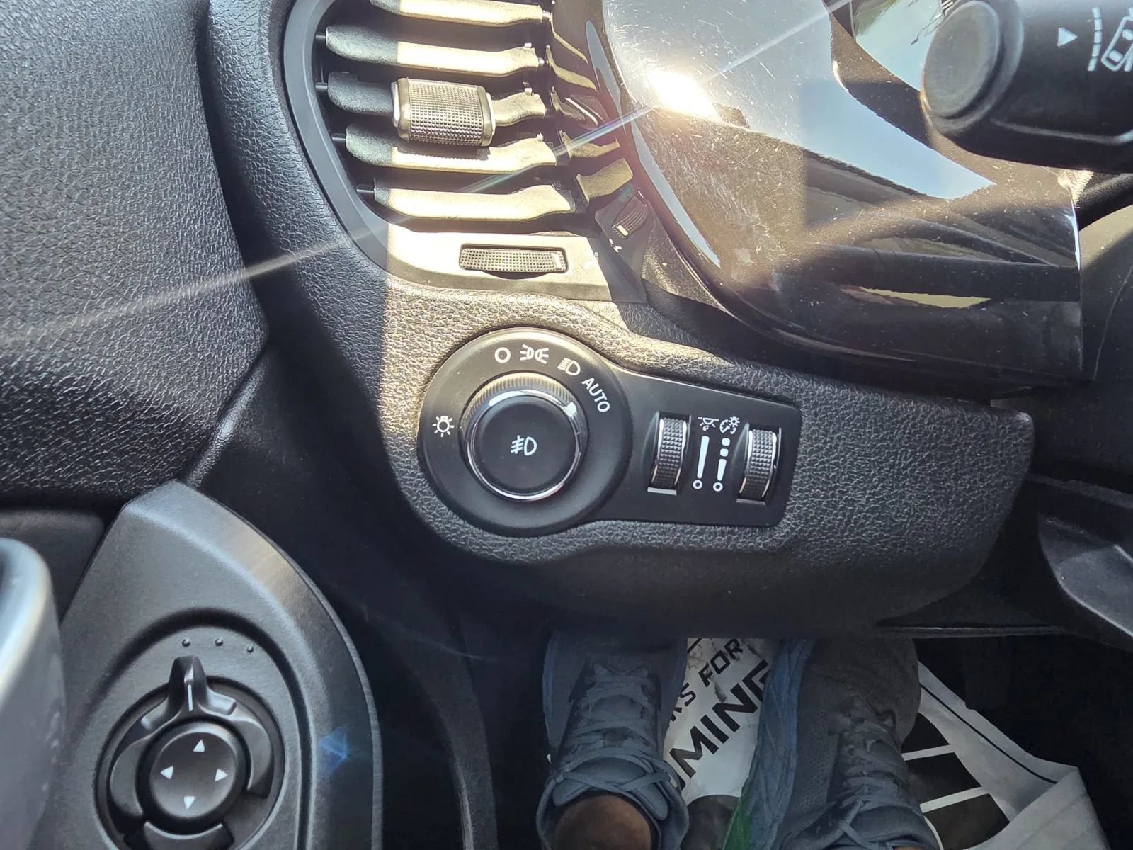 Used 2018 FIAT 500X Lounge w/ Lounge Premium Package (FWD) image 23