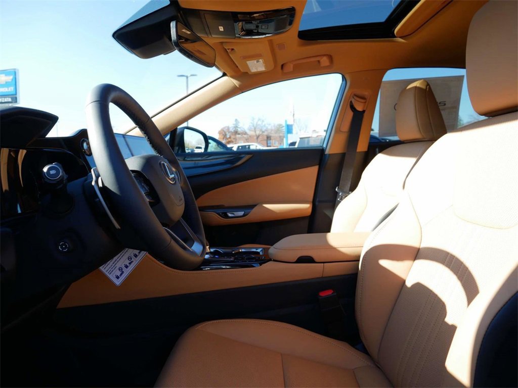 New 2025 Lexus NX 350h AWD w/ Premium Package image 15