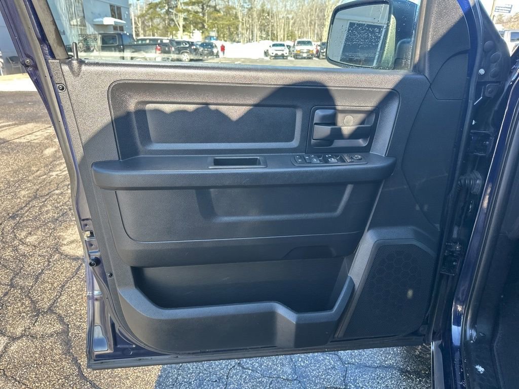 Used 2017 RAM 1500 Express w/ Express Value Package image 13