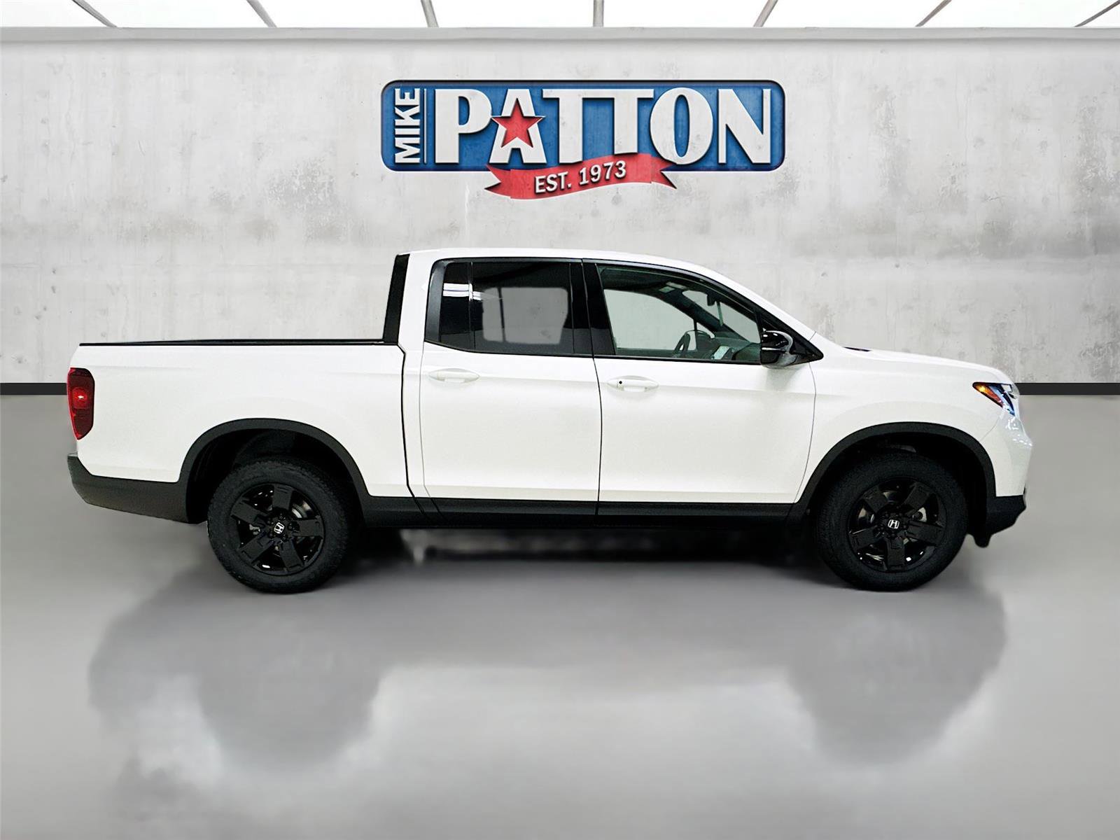 New 2026 Honda Ridgeline Black Edition image 8