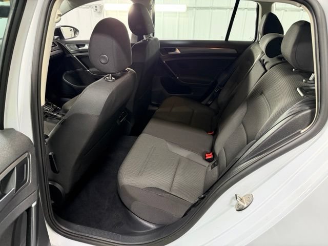 Used 2018 Volkswagen Golf S AWD/4WD image 8