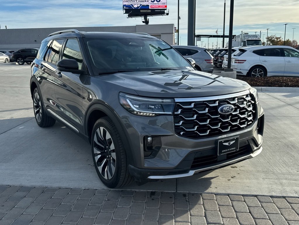 Used 2025 Ford Explorer Platinum w/ LUX Leather Package image 10