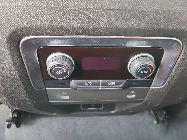 Used 2021 Chevrolet Tahoe LS RWD image 16