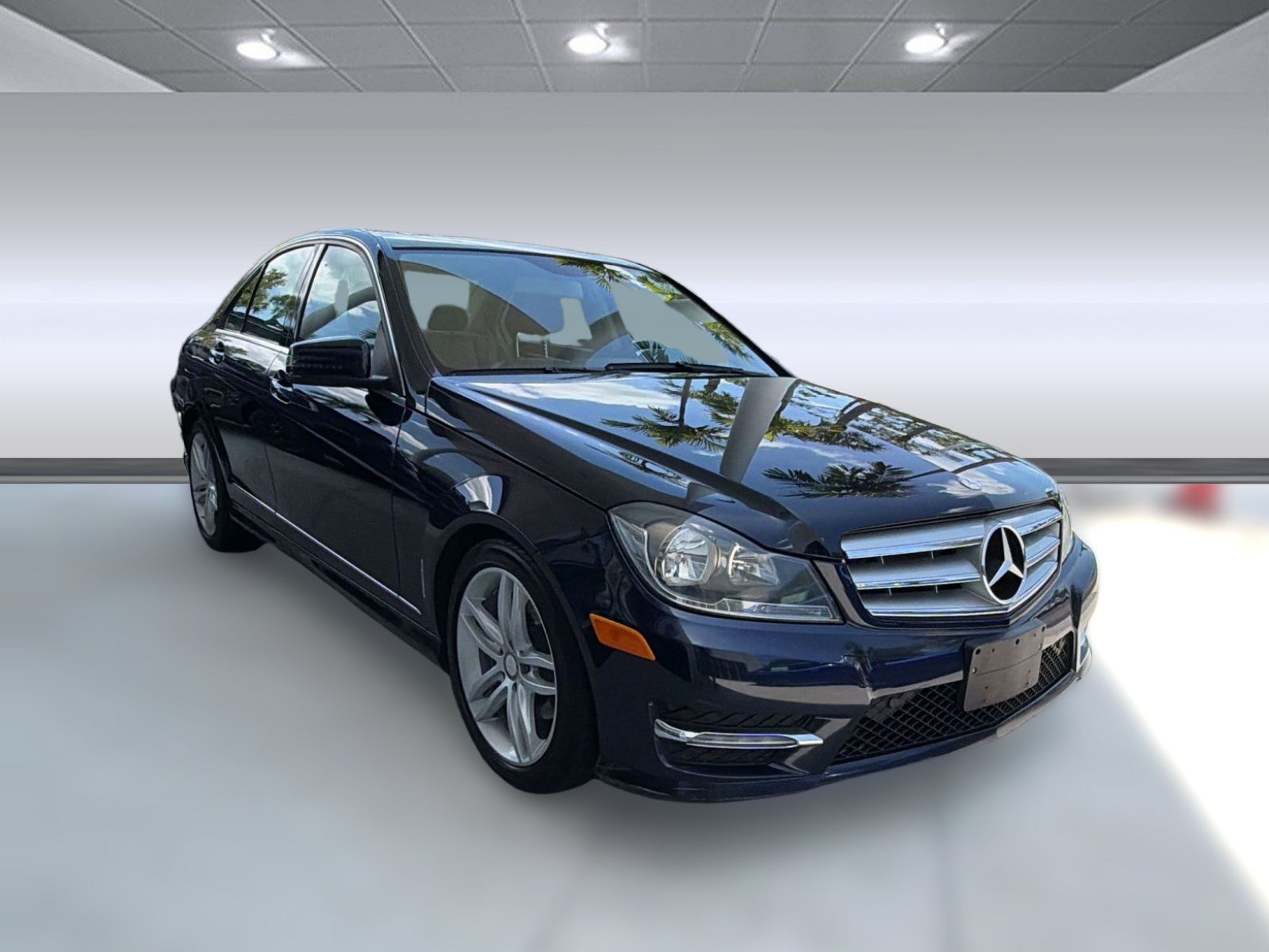 Used 2012 Mercedes-Benz C 300 4MATIC Sedan image 7
