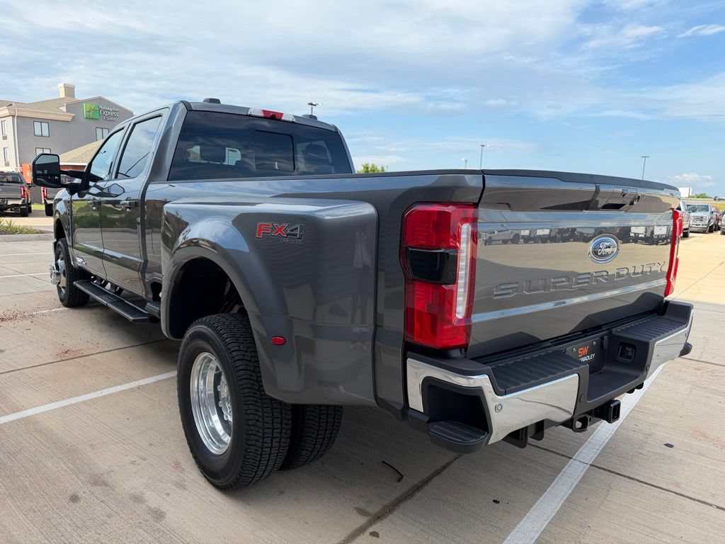 New 2026 Ford F350 Lariat w/ Lariat Premium Package AWD/4WD image 7
