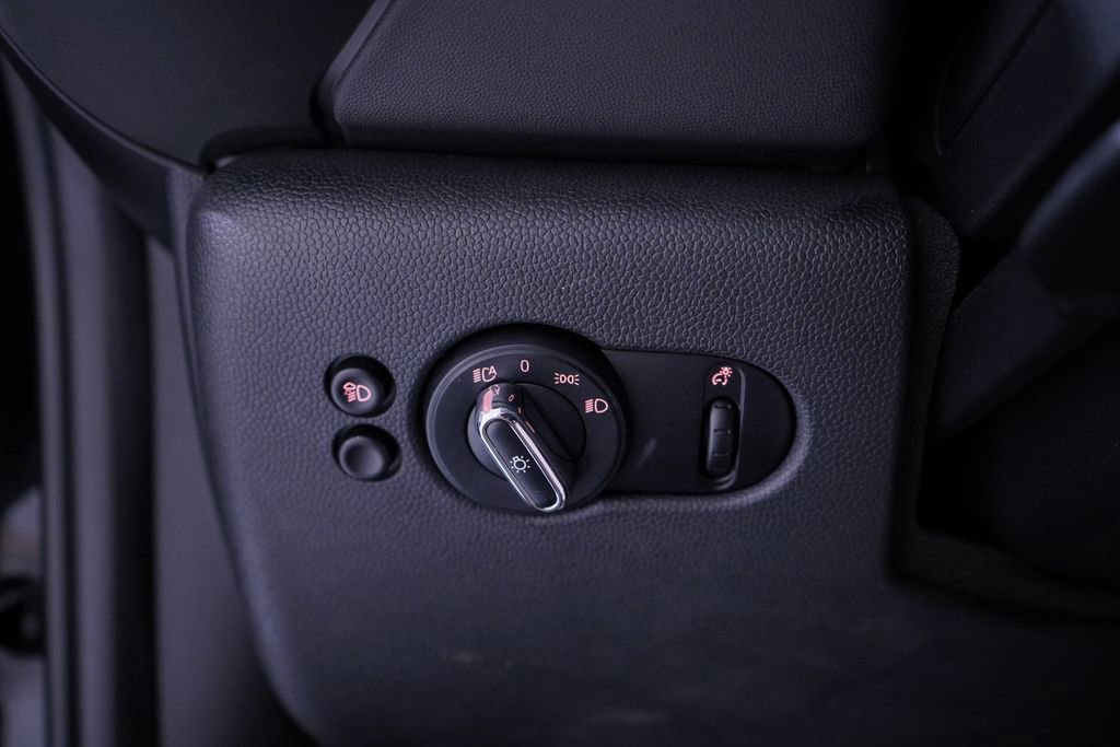 Used 2023 MINI Cooper S image 16