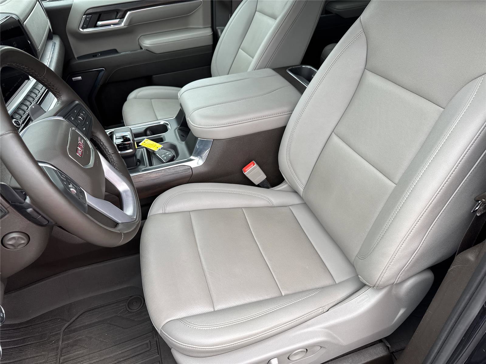 Used 2024 GMC Sierra 1500 SLT w/ SLT Premium Plus Package AWD/4WD image 13