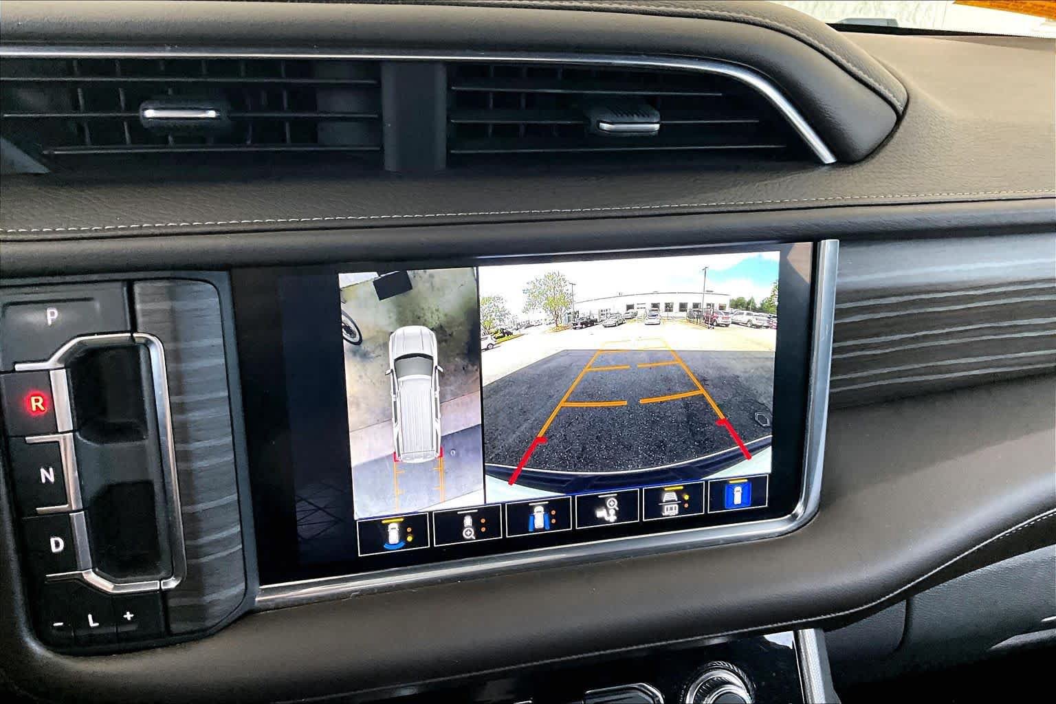 Used 2023 GMC Yukon Denali w/ Max Trailering Package AWD/4WD image 29
