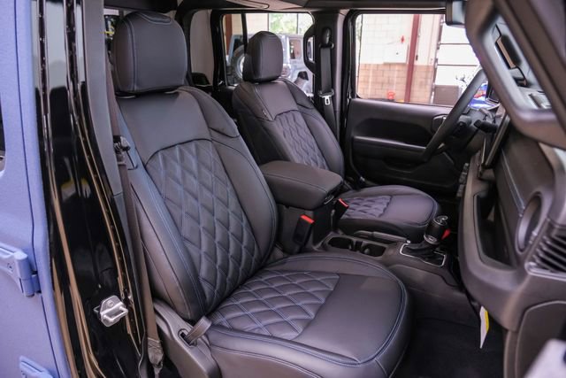 Used 2025 Jeep Gladiator Sport AWD/4WD image 80