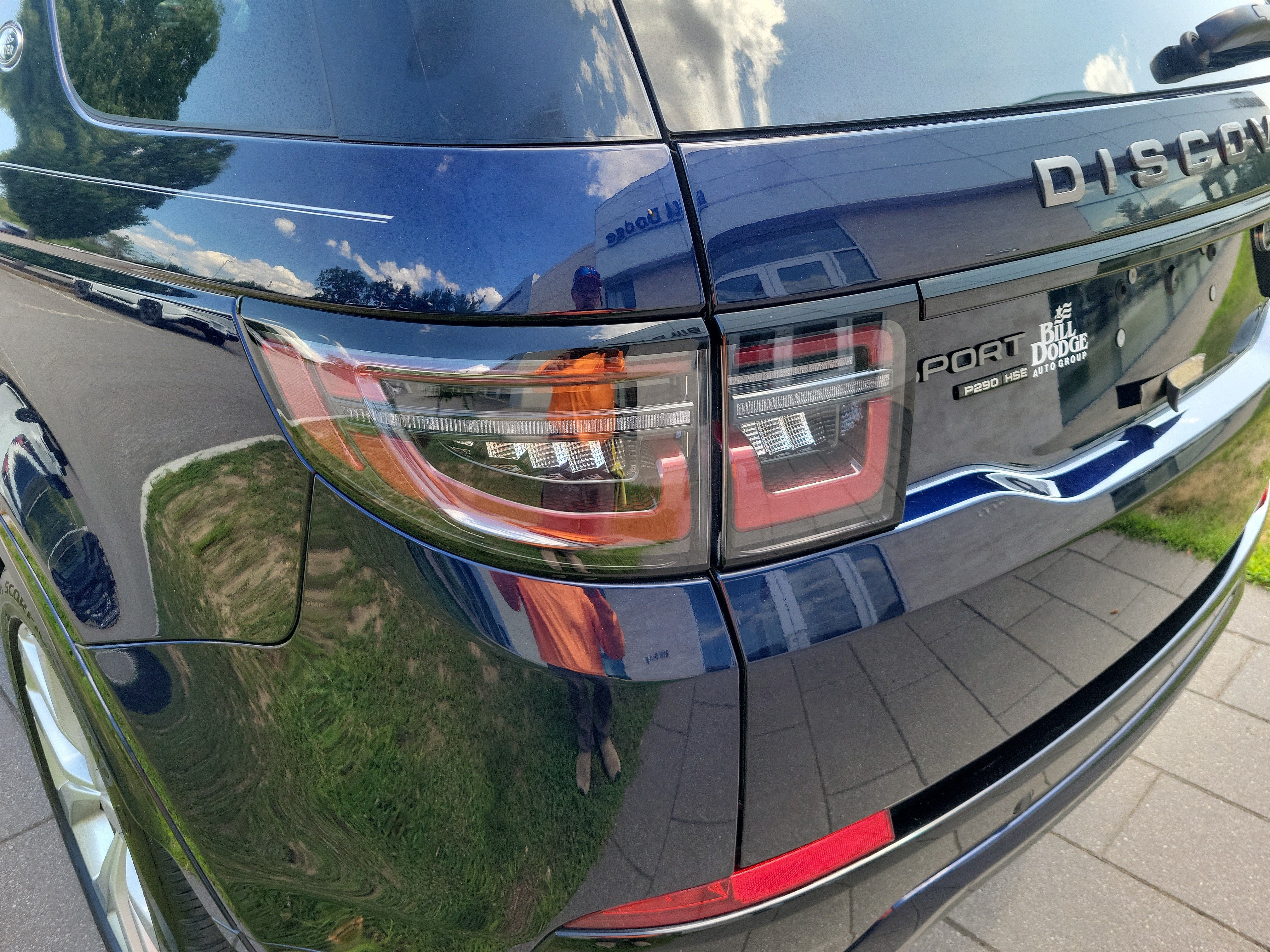 Used 2020 Land Rover Discovery Sport HSE R-Dynamic AWD/4WD image 15