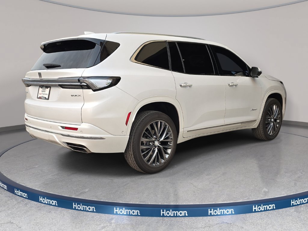 Used 2025 Buick Enclave Avenir w/ Super Cruise Package AWD/4WD image 6