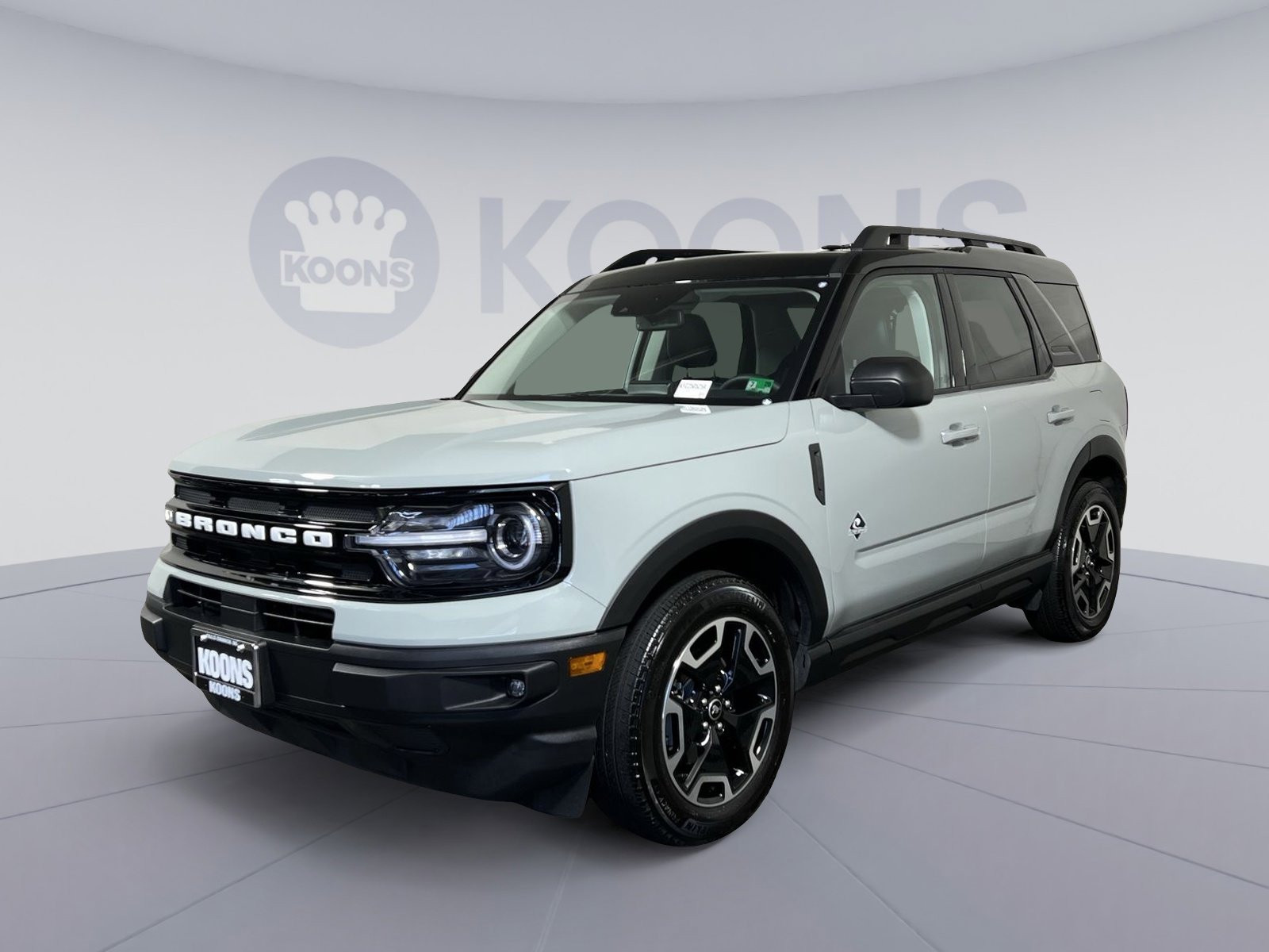 Used 2024 Ford Bronco Sport Outer Banks w/ Tech Package AWD/4WD image 1