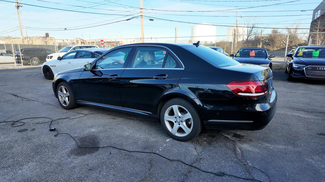 Used 2016 Mercedes-Benz E 350 4MATIC Sedan image 6