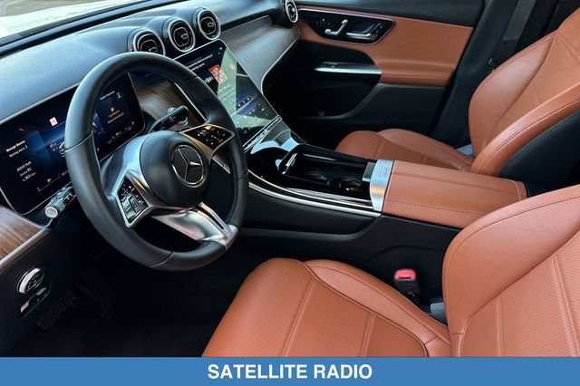 Used 2025 Mercedes-Benz GLC 350e 4MATIC w/ Driver Assistance Package image 11