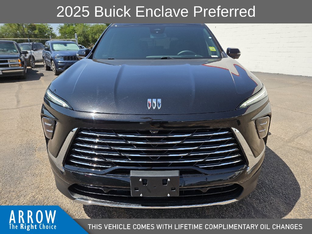 Used 2025 Buick Enclave Preferred w/ Power Package FWD image 3