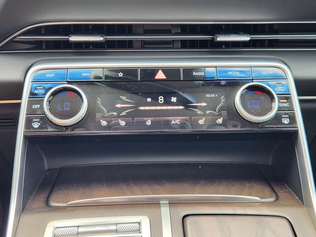 Used 2024 Genesis GV80 3.5T image 18