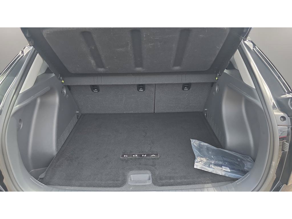 Certified 2024 Hyundai Kona SE FWD image 9