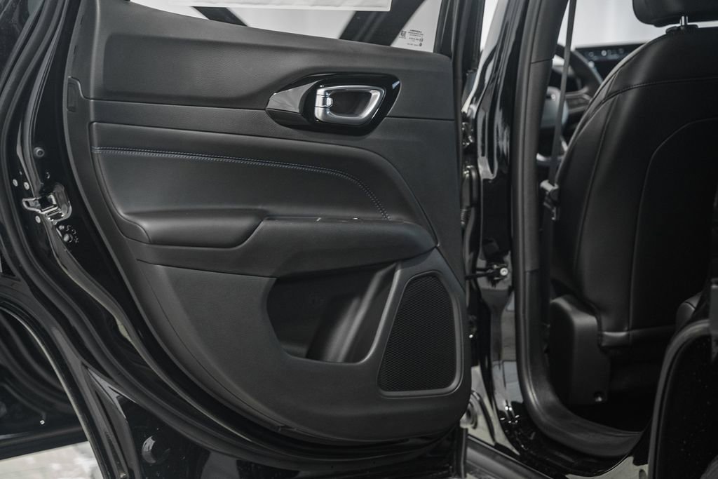 New 2026 Jeep Compass Latitude image 35