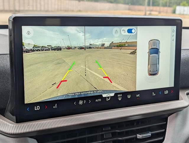 New 2026 Ford Explorer Active AWD/4WD image 13