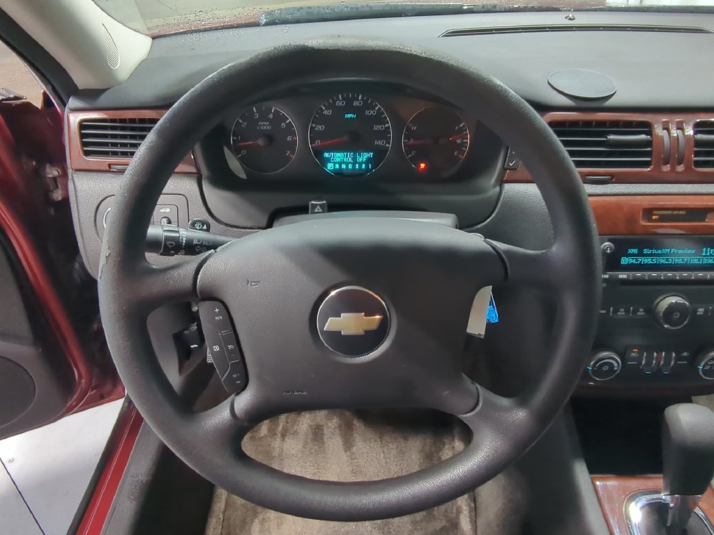 Used 2009 Chevrolet Impala LT FWD image 26