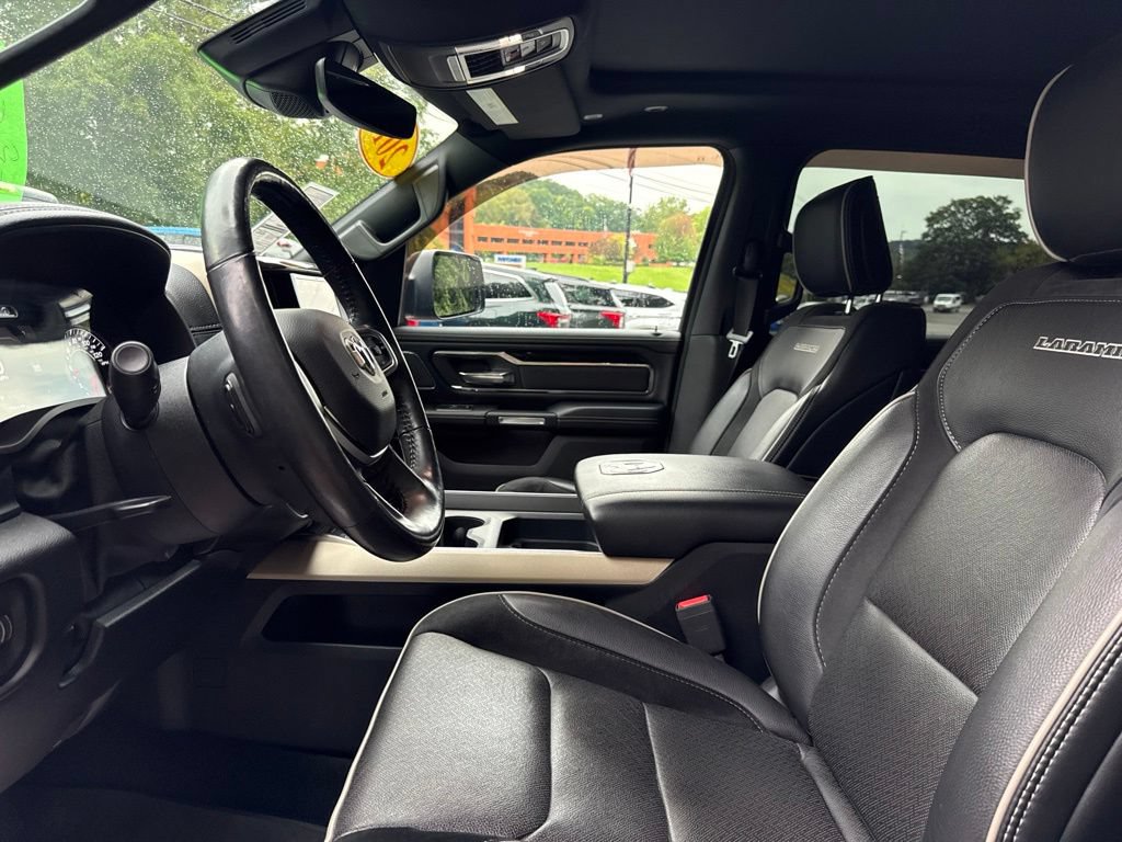 Used 2019 RAM 1500 Laramie AWD/4WD image 9