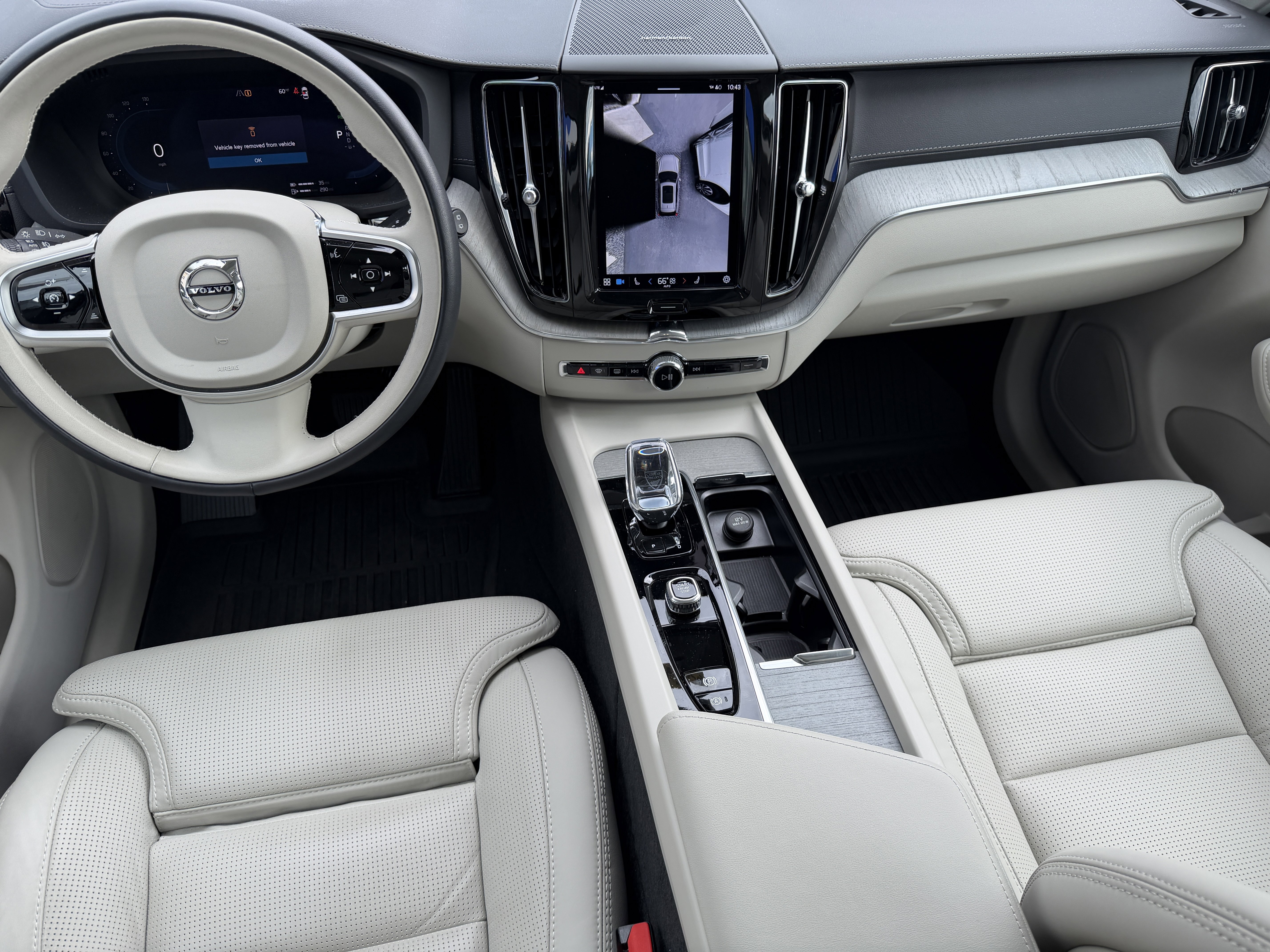 Certified 2025 Volvo XC60 T8 Ultra w/ Protection Package image 13