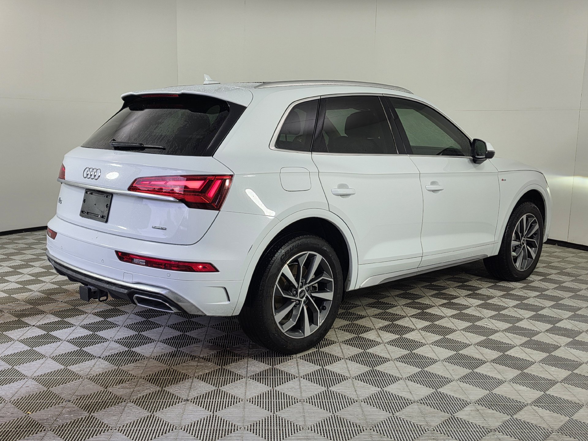 Certified 2023 Audi Q5 2.0T Premium Plus w/ Premium Plus Package AWD/4WD image 43