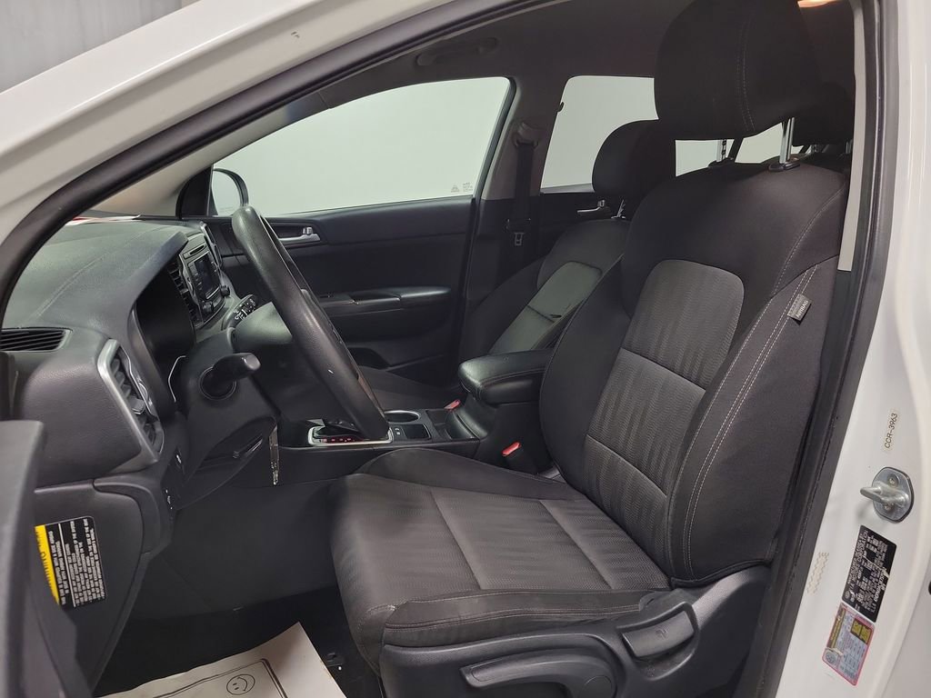 Used 2019 Kia Sportage LX image 14