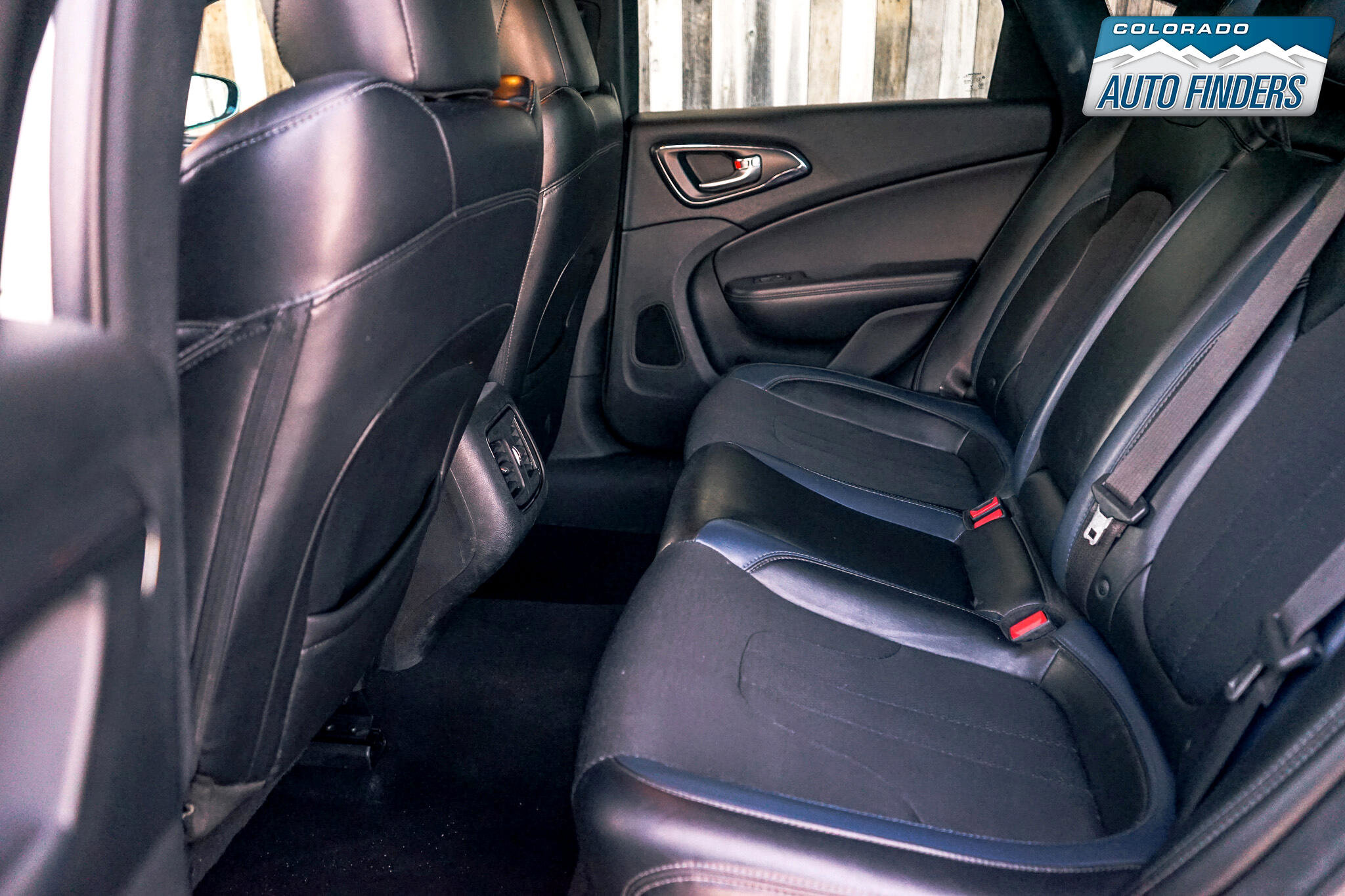 Used 2015 Chrysler 200 S w/ Navigation & Sound Group I image 26