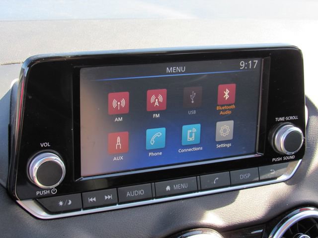 Certified 2025 Nissan Sentra S image 21