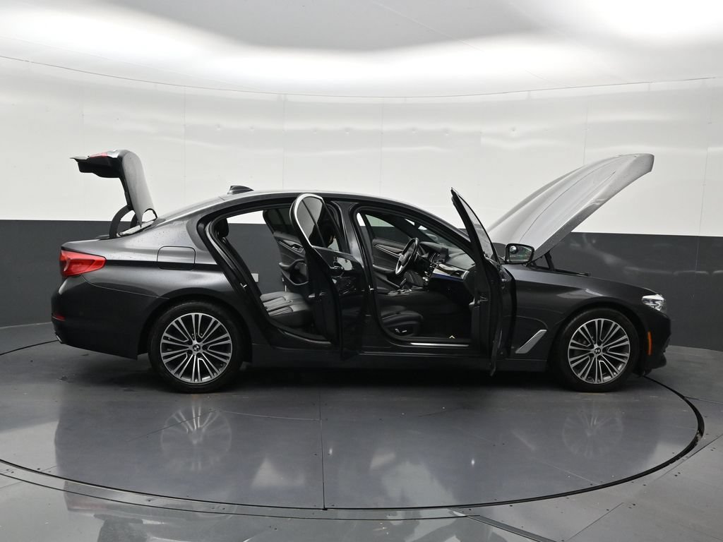 Used 2019 BMW 540i xDrive w/ Premium Package AWD/4WD image 32